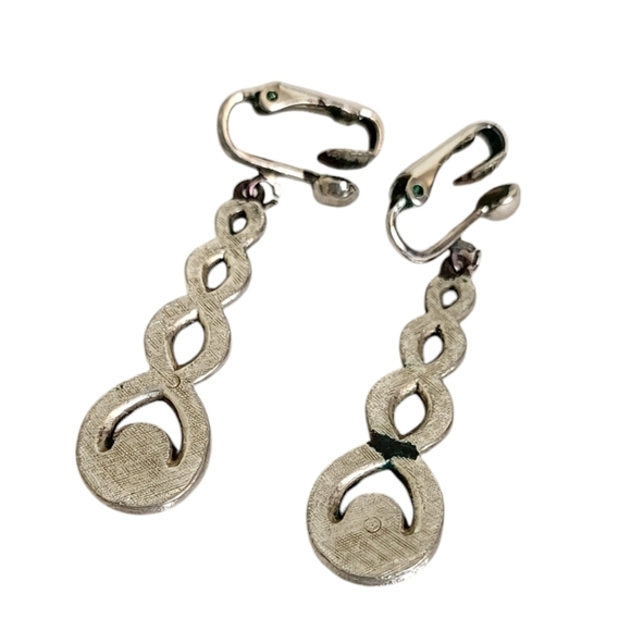 Vintage 1992 Avon Silvertone Faux Marcasite Clip On Earrings - Picture 2 of 4